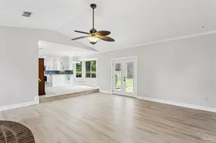 312 Florida Ave, Gulf Breeze, FL 32561 - Photo 11