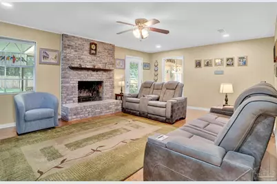8303 Lyric Dr, Pensacola, FL 32514 - Photo 9