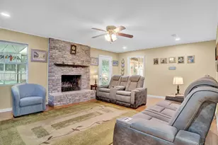 8303 Lyric Dr, Pensacola, FL 32514 - Photo 9