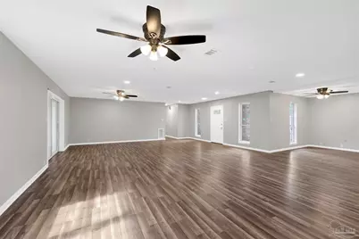 302 Teakwood Cir, Pensacola, FL 32506 - Photo 13