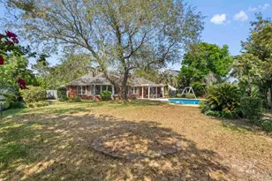 3823 Saber Tooth Cir, Gulf Breeze, FL 32563 - Photo 57