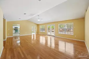 1441 Connemara Cir, Gulf Breeze, FL 32563 - Photo 5