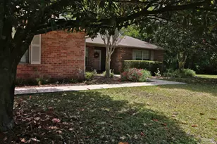 6495 Flagler Dr, Gulf Breeze, FL 32563 - Photo 3