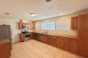 6384 Confederate Dr, Pensacola, FL 32503 - Photo 13