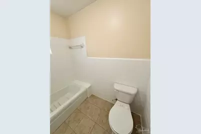 6384 Confederate Dr, Pensacola, FL 32503 - Photo 23