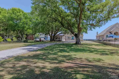 1636 Moonraker Dr, Milton, FL 32583 - Photo 3