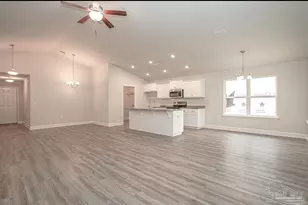 5282 Hidden Pnes Cir, Milton, FL 32583 - Photo 3