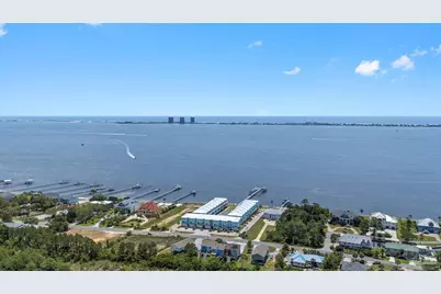 940 Sound Harbor Cir, Gulf Breeze, FL 32563 - Photo 61