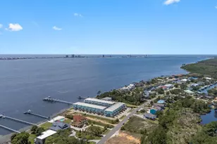 940 Sound Harbor Cir, Gulf Breeze, FL 32563 - Photo 59