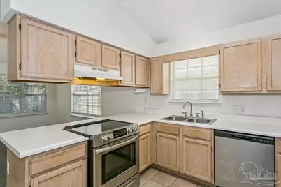 1149 Sweetbriar St, Cantonment, FL 32533 - Photo 9