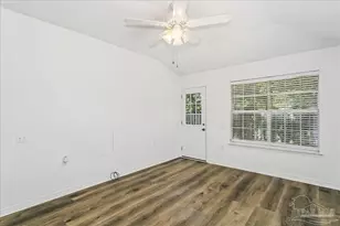 1149 Sweetbriar St, Cantonment, FL 32533 - Photo 7