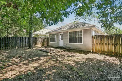 1149 Sweetbriar St, Cantonment, FL 32533 - Photo 15