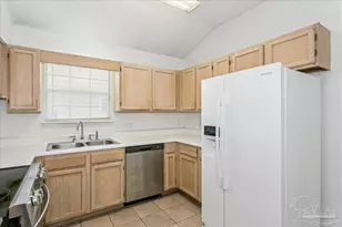 1149 Sweetbriar St, Cantonment, FL 32533 - Photo 3