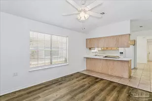 1149 Sweetbriar St, Cantonment, FL 32533 - Photo 3