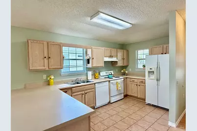 2545 Trailwood Dr, Cantonment, FL 32533 - Photo 9