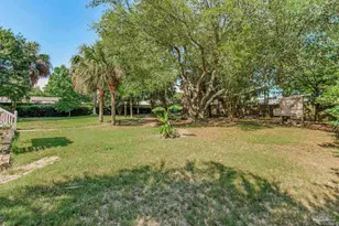 2034 Bayou Dr, Navarre, FL 32566 - Photo 37