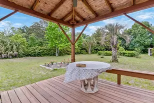 621 Parker Cir, Pensacola, FL 32504 - Photo 17