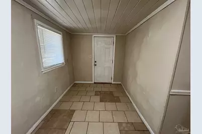 1036 Hawthorne Dr #B, Pensacola, FL 32507 - Photo 3