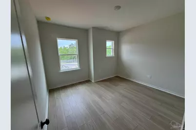 10810 Lucie Ct, Pensacola, FL 32526 - Photo 11