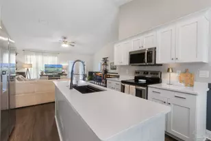 6042 Capitol Dr, Gulf Breeze, FL 32563 - Photo 3