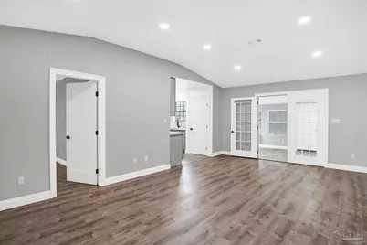 5511 Cottonwood Dr, Milton, FL 32570 - Photo 17
