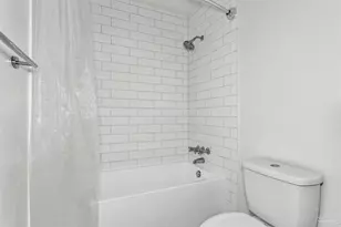 1960 Woodbridge Dr, Pensacola, FL 32514 - Photo 11