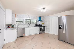 1724 E Maxwell St, Pensacola, FL 32503 - Photo 13