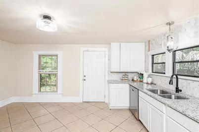 1724 E Maxwell St, Pensacola, FL 32503 - Photo 19