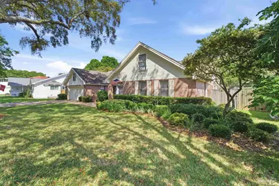 4470 La Mirage Dr, Pensacola, FL 32504 - Photo 3