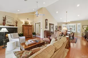 4470 La Mirage Dr, Pensacola, FL 32504 - Photo 11