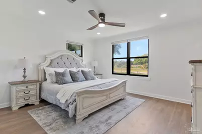 1301 W Lee St, Pensacola, FL 32501 - Photo 25