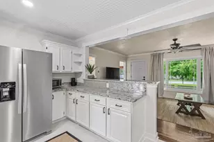 1722 E Hatton St, Pensacola, FL 32503 - Photo 9