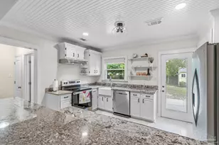 1722 E Hatton St, Pensacola, FL 32503 - Photo 3