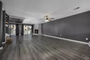 612 S 1st St, Pensacola, FL 32507 - Photo 27