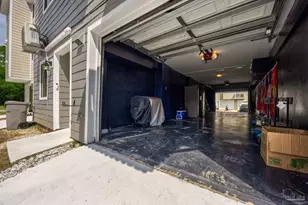 612 S 1st St, Pensacola, FL 32507 - Photo 49