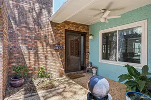1555 Oak Shore Dr, Gulf Breeze, FL 32563 - Photo 39