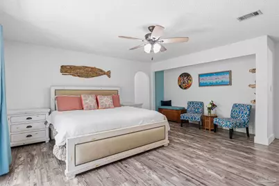 1555 Oak Shore Dr, Gulf Breeze, FL 32563 - Photo 17