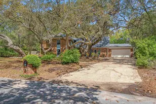 1555 Oak Shore Dr, Gulf Breeze, FL 32563 - Photo 41