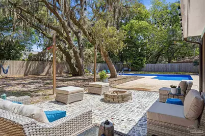 1555 Oak Shore Dr, Gulf Breeze, FL 32563 - Photo 3
