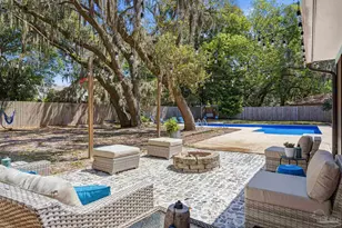1555 Oak Shore Dr, Gulf Breeze, FL 32563 - Photo 3