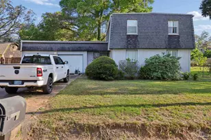 5711 Tonawanda Dr, Pensacola, FL 32506 - Photo 1
