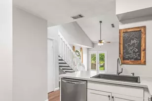 7150 Plantation Rd, Pensacola, FL 32504 - Photo 11