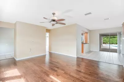 2221 Oxford Dr, Pensacola, FL 32503 - Photo 57