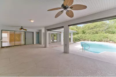 2221 Oxford Dr, Pensacola, FL 32503 - Photo 31