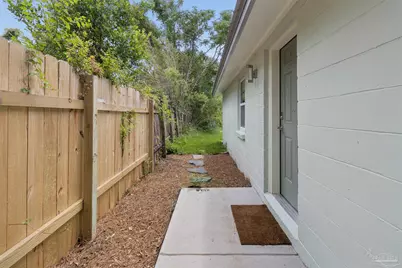 605 Edgewater Dr, Pensacola, FL 32507 - Photo 21