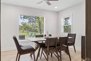 605 Edgewater Dr, Pensacola, FL 32507 - Photo 11