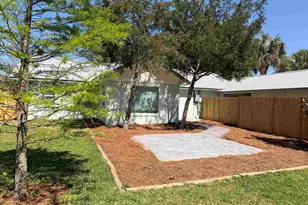 605 Edgewater Dr, Pensacola, FL 32507 - Photo 3