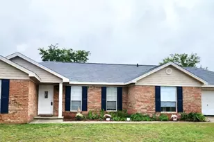 4342 Lorraine Ct, Gulf Breeze, FL 32563 - Photo 1