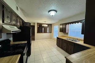 1017 Great Oaks Dr, Gulf Breeze, FL 32563 - Photo 7