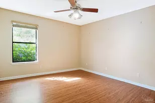 2251 Oxford Dr, Pensacola, FL 32503 - Photo 9